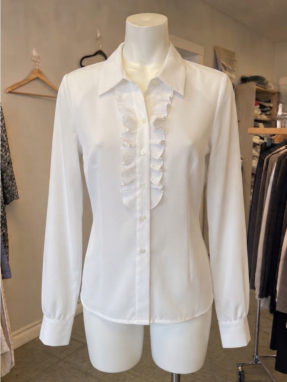 Vintage D’Allaird’s White Ruffled Front Tuxedo Shirt Blouse Size 8 Coquette Y2K
